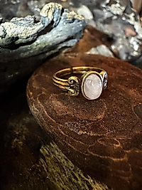Rosenquarz Ring – Vintage Design | verstellbar | Messing & Kupfer