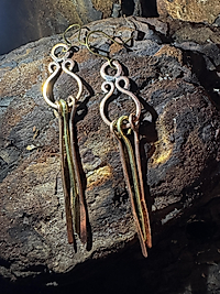 Handgemachte Kupfer- & Messing-Ohrringe – Lange Boho Statement Ohrhänger | Beweglicher Unikat Schmuck