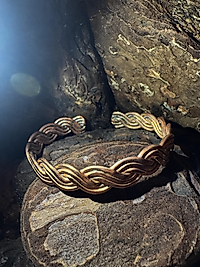 Handgemachter Kupfer-Armreif geflochten – Breite Armspange aus massivem Kupfer ca. 1 cm | Boho Unikat